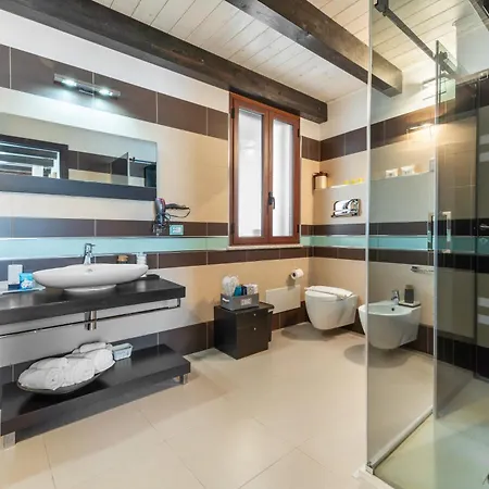 Casa Di Design A 500mt Dal Mare דירה קאלאסטה